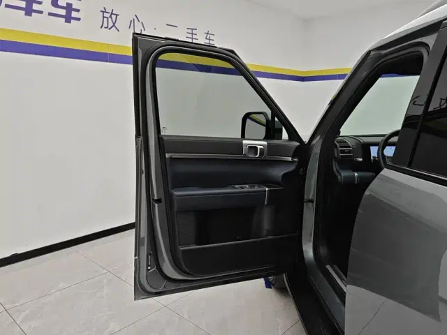BYD FangChengBao Titanium 7 — Фото автомобиля 7