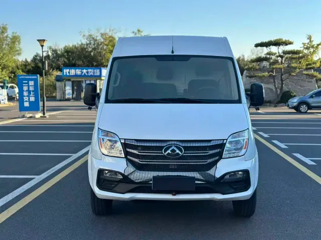 Maxus Xintu V80 — Фото автомобиля 2