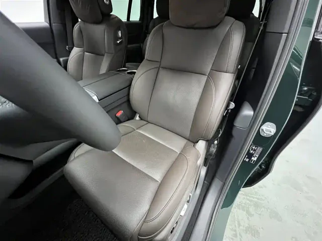 Li Auto L9 — Фото автомобиля 4