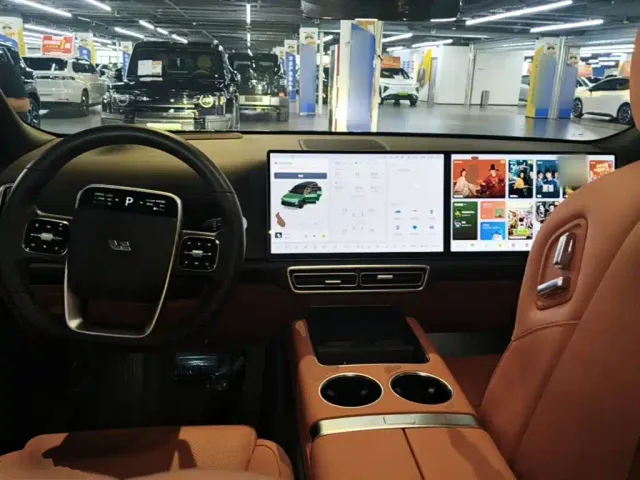 Li Auto L9 — Фото автомобиля 9