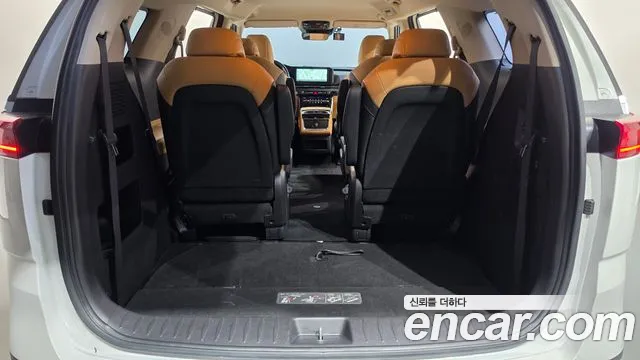 Kia Carnival 4th Gen — Фото автомобиля 25