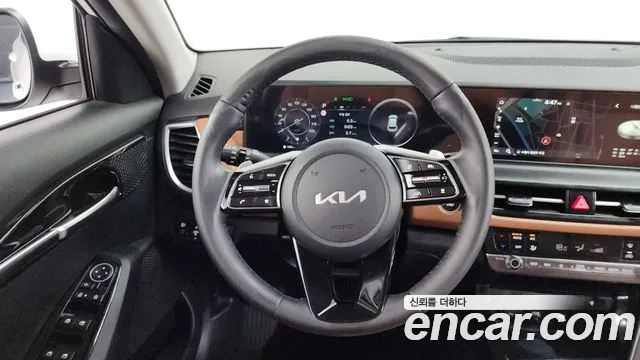 Kia Seltos Бензин 1.6 турбо 2WD — Фото автомобиля 13