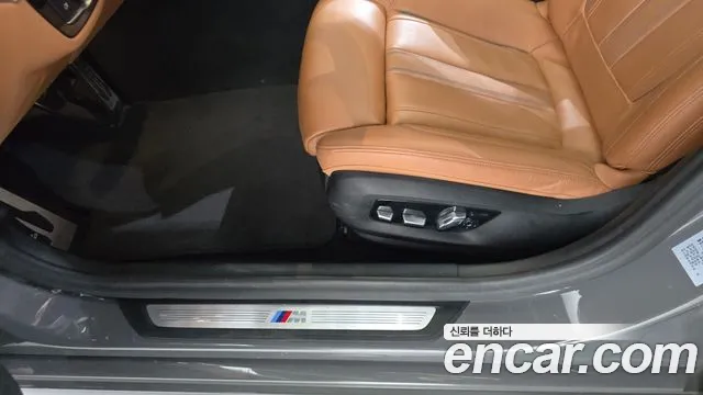 BMW 5-Series — Фото автомобиля 27