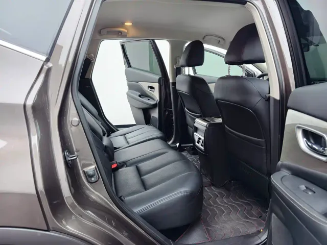 Nissan Murano — Фото автомобиля 24