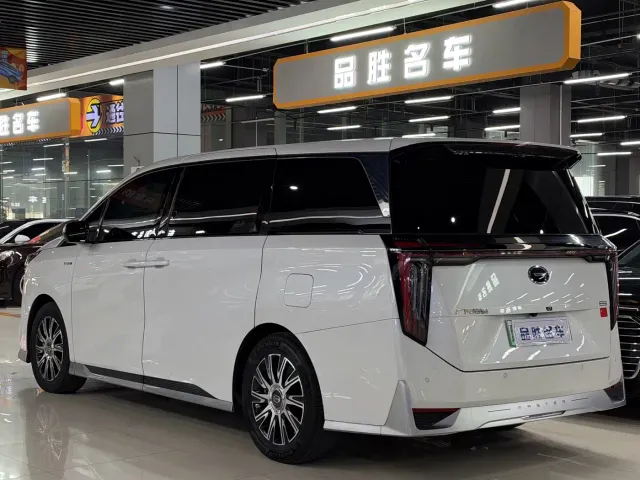 GAC Trumpchi E9 — Фото автомобиля 4