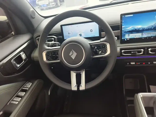 Baojun Yep Plus — Фото автомобиля 10