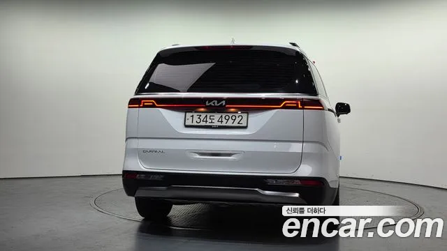 Kia Canival Carnival 4 поколение Дизель 9 мест Noblesse — Фото автомобиля 4
