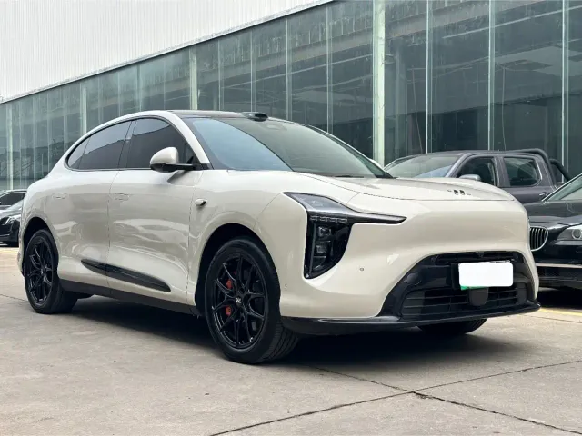 IM Motors LS6 — Фото автомобиля 3