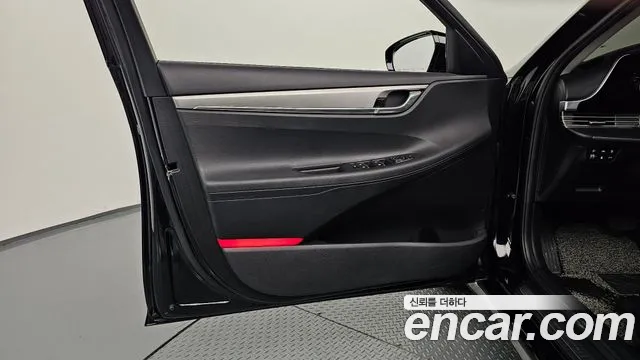 Hyundai Grandeur New — Фото автомобиля 13