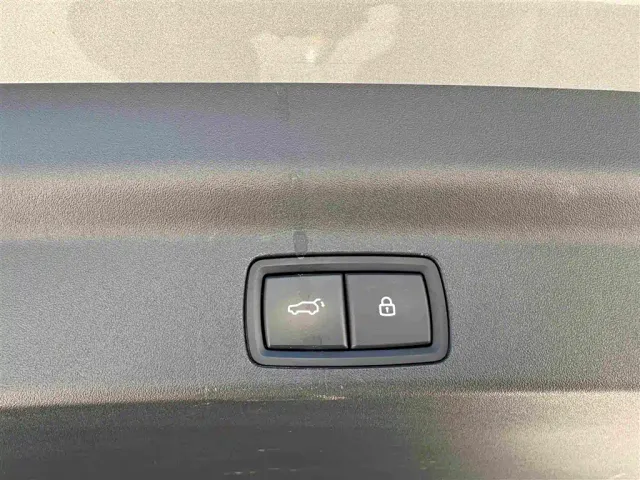 Li Auto L7 — Фото автомобиля 23