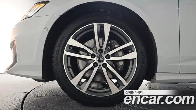 Audi A6 45 TFSI Premium — Фото автомобиля 5