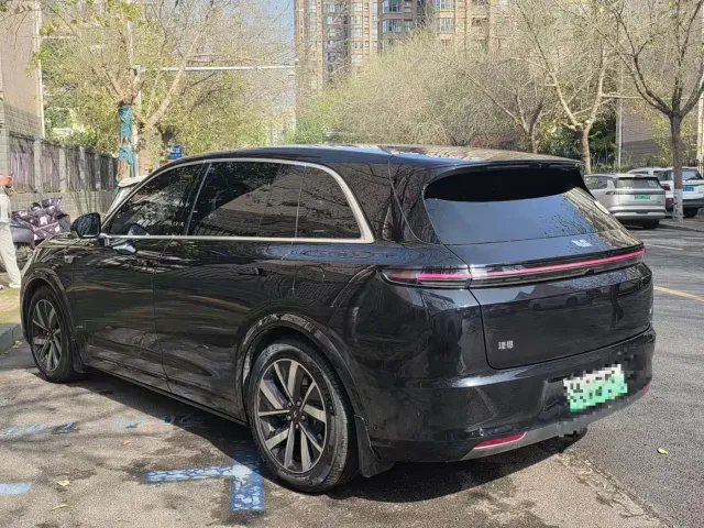 Li Auto L7 — Фото автомобиля 6