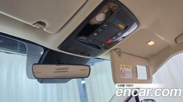 Kia Carnival — Фото автомобиля 29