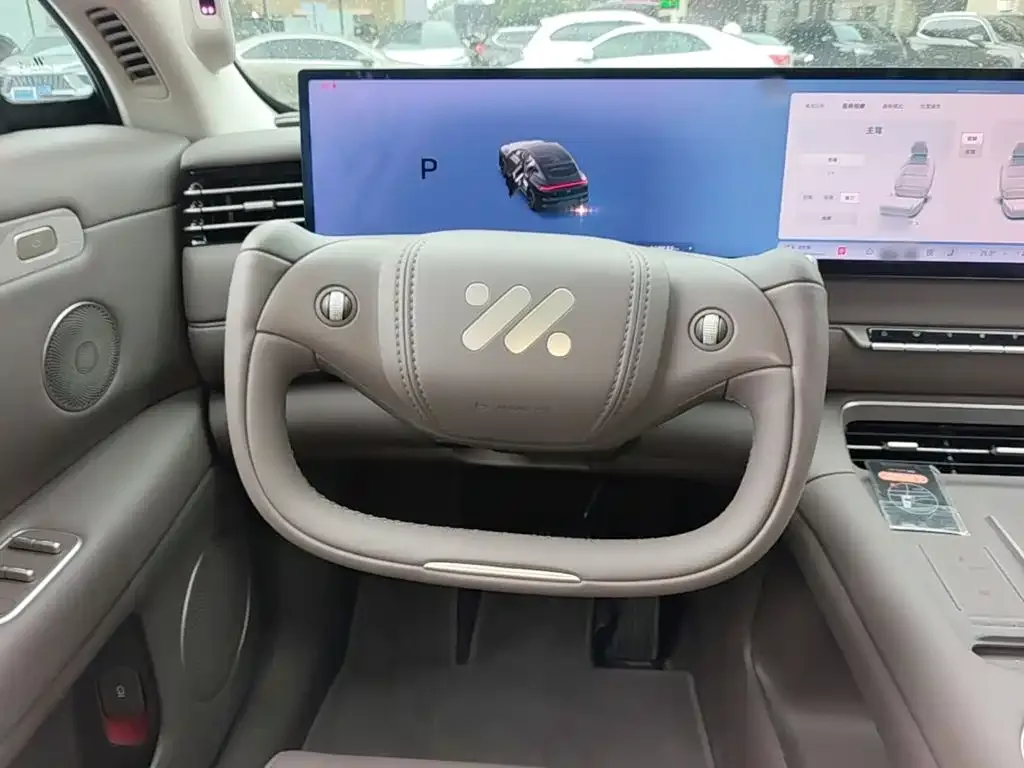 IM Motors IM LS6 2025 Extended Range Base — Фото автомобиля 14
