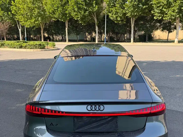 Audi A7 — Фото автомобиля 8