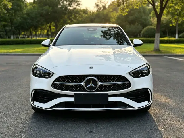 Mercedes-Benz C-Class — Фото автомобиля 2