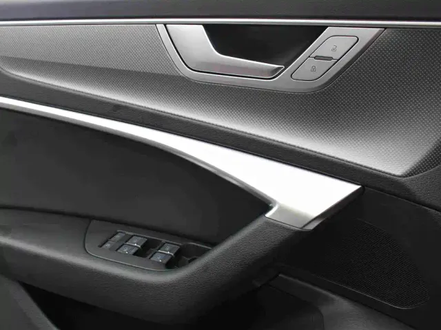 Audi A6L — Фото автомобиля 7