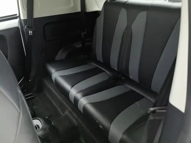 Roewe Clever — Фото автомобиля 15