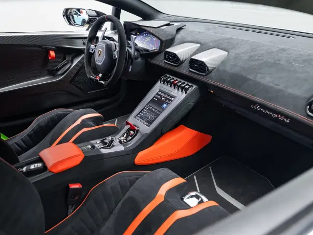 Lamborghini Huracan — Фото автомобиля 8