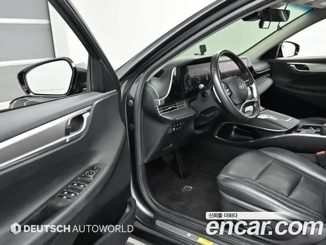Hyundai Grandeur New — Фото автомобиля 11
