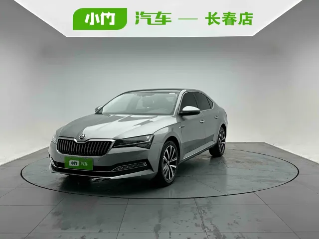 Фотография автомобиля — Skoda Superb