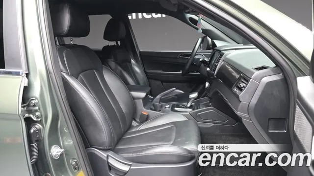 KG_Mobility_Ssangyong Rexton Новый Rexton Sport Khan Дизель 2.2 4WD — Фото автомобиля 11