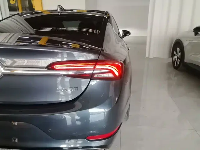 Buick LaCrosse — Фото автомобиля 7