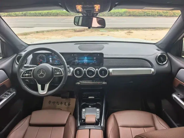 Mercedes-Benz GLB-Class — Фото автомобиля 12