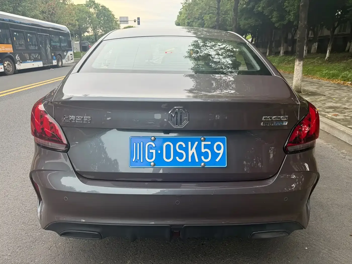 MG MG5 2023 180DVVT CVT Style Edition — Фото автомобиля 5