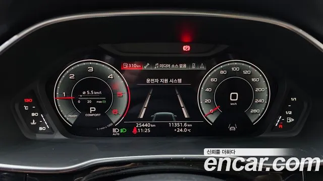 Audi Q3 35 TDI quattro Premium — Фото автомобиля 8