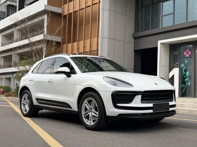 Porsche Macan — Фото автомобиля 4