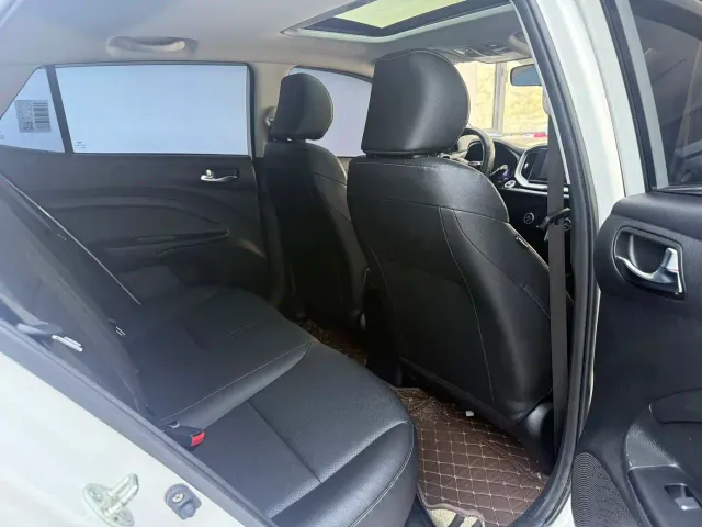 Kia KX1 — Фото автомобиля 11