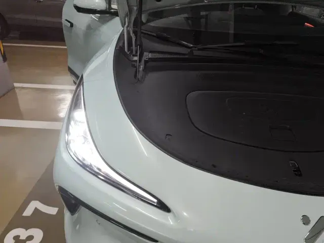 IM Motors LS6 — Фото автомобиля 21