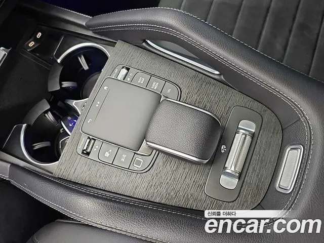 Mercedes-Benz GLE-Class — Фото автомобиля 18