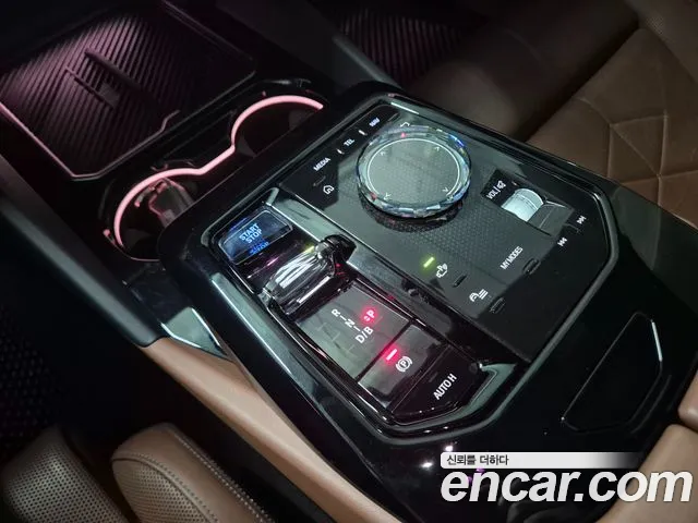 BMW i5 G60 — Фото автомобиля 9