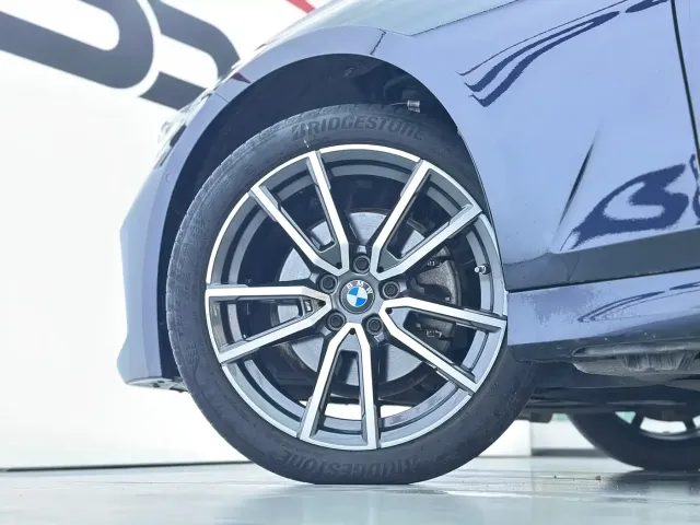 BMW 3 Series — Фото автомобиля 23