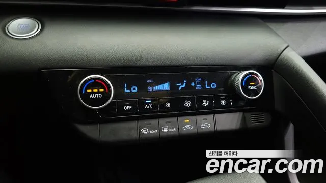 Hyundai Avante CN7 — Фото автомобиля 30