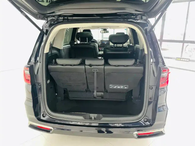 Honda Odyssey — Фото автомобиля 14