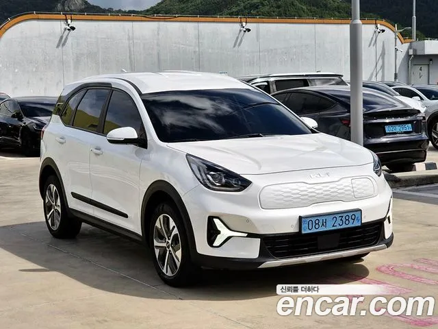 Фотография автомобиля — Kia Niro