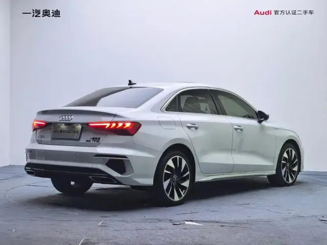 Audi A3 — Фото автомобиля 4
