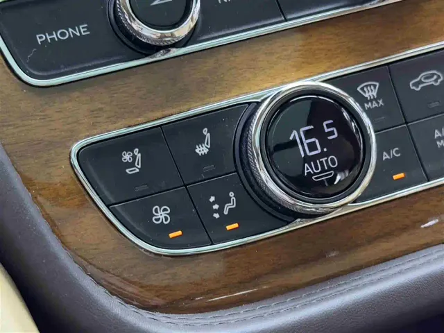 Bentley Bentayga Hybrid — Фото автомобиля 15
