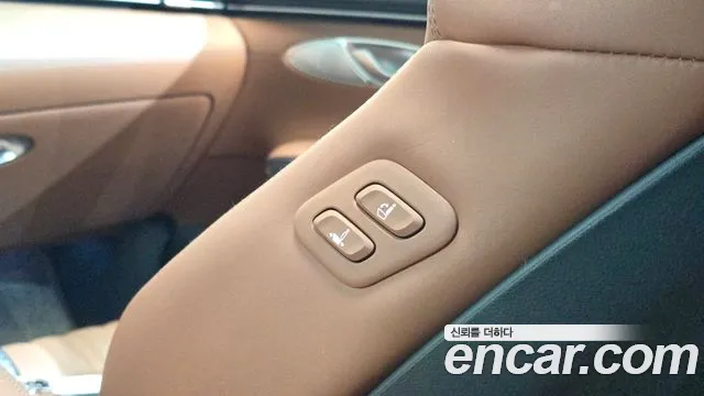 Genesis GV70 — Фото автомобиля 26