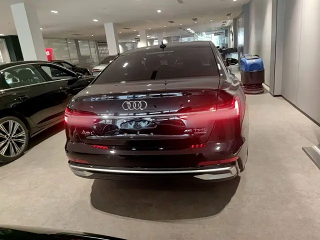 Audi A6L — Фото автомобиля 5