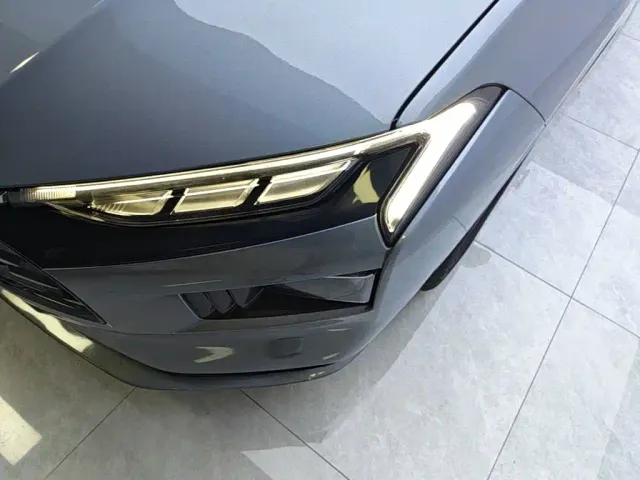 Ford Mondeo — Фото автомобиля 23