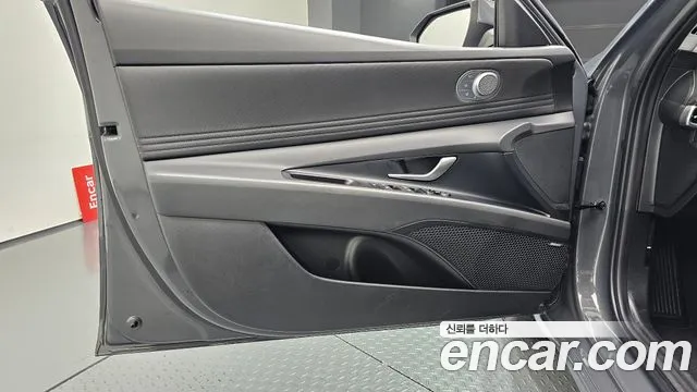 Hyundai AVANTE Новый Avante (CN7) — Фото автомобиля 24