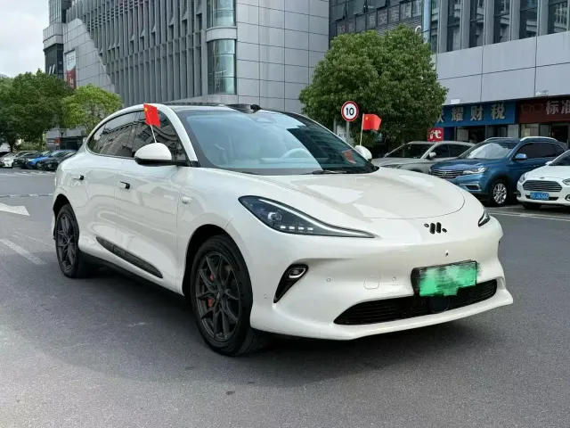 IM Motors LS6 — Фото автомобиля 2