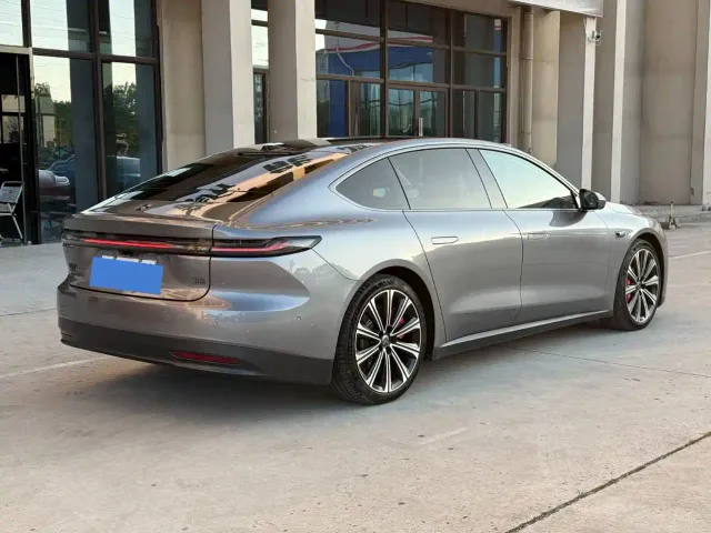 Nio ET7 — Фото автомобиля 14