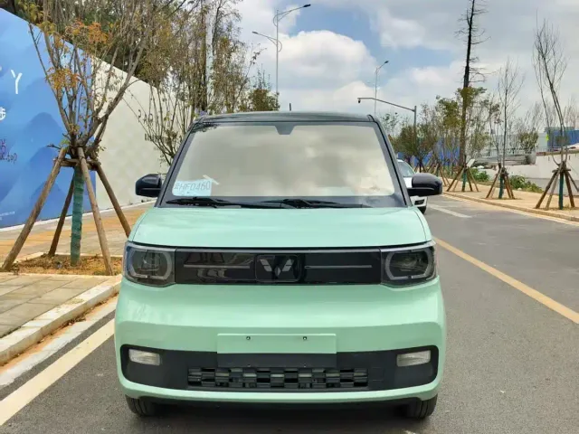 Wuling Hongguang Mini EV — Фото автомобиля 2