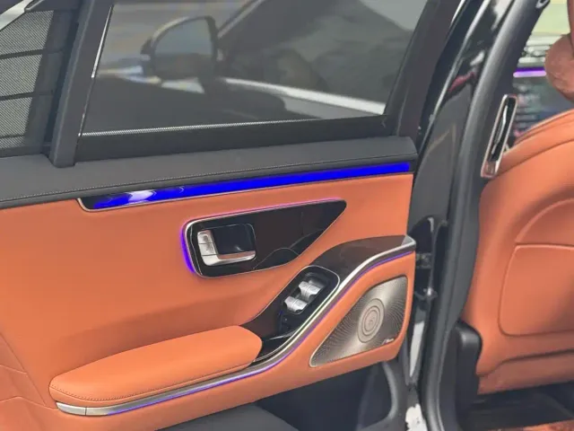 Mercedes-Benz S-Class — Фото автомобиля 11