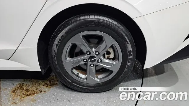 Kia K5 K5 3 поколение 2.0 LPI(Для проката) — Фото автомобиля 20